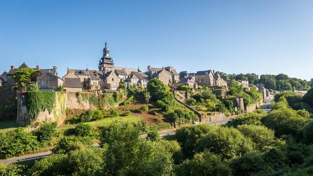 Petite cité de caractère et plus beau village de France