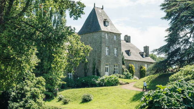 Jardins du château du Colombier à Hénon