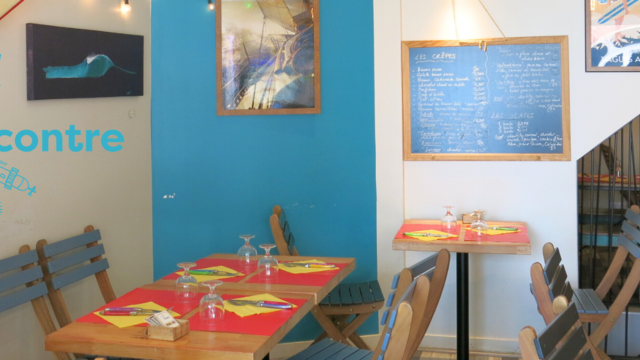 Lætitia vous accueille au sein de sa crêperie “La Vagabonde”