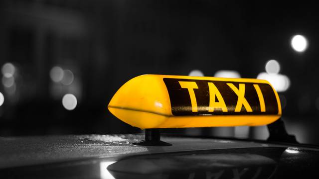 Taxi