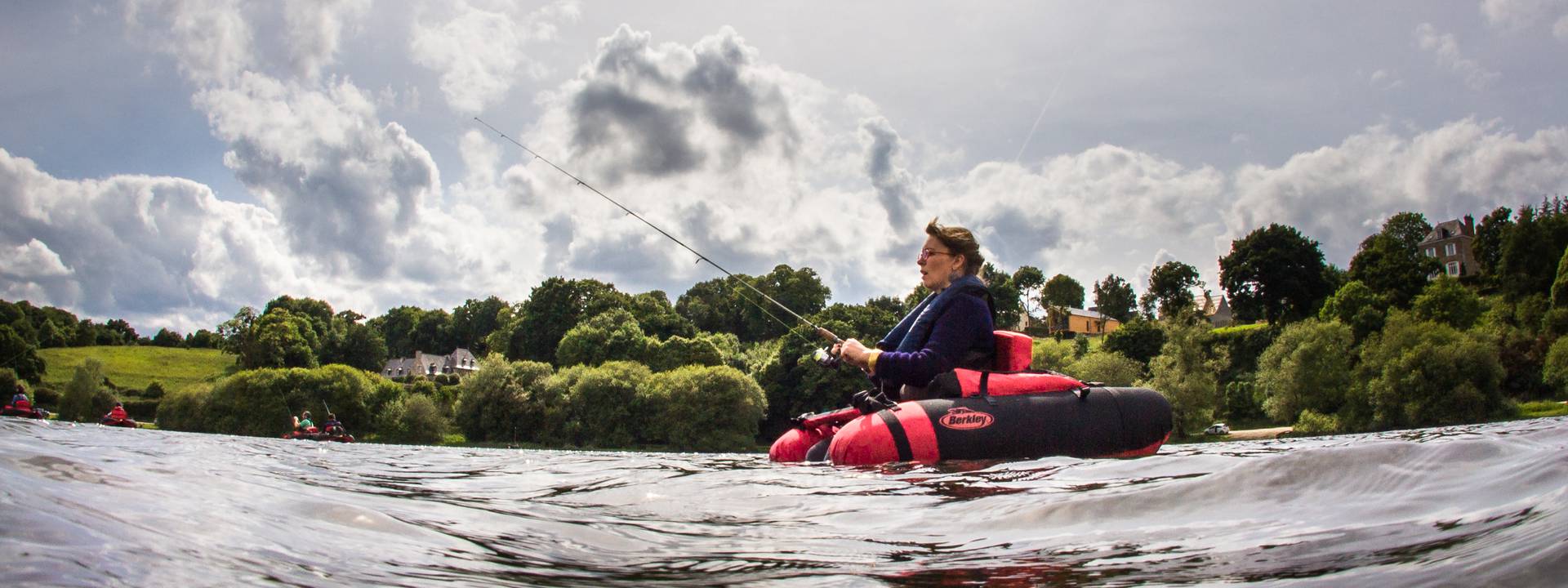 Fishing with a float-tube in Jugon-Les-Lacs