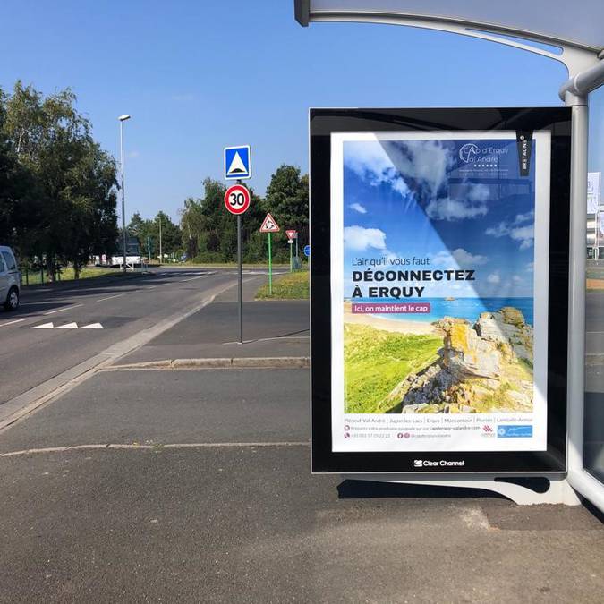 Campagne Abribus Erquy ©OTCEVA